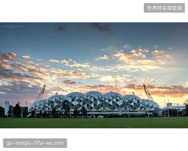 墨尔本公园球场声学网格将击球底噪直传观众终端